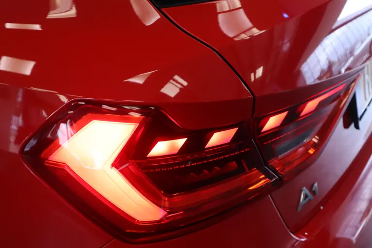 Audi A1 citycarver 30 TFSI epic ACC PDC 17''LM Navi afbeelding 6