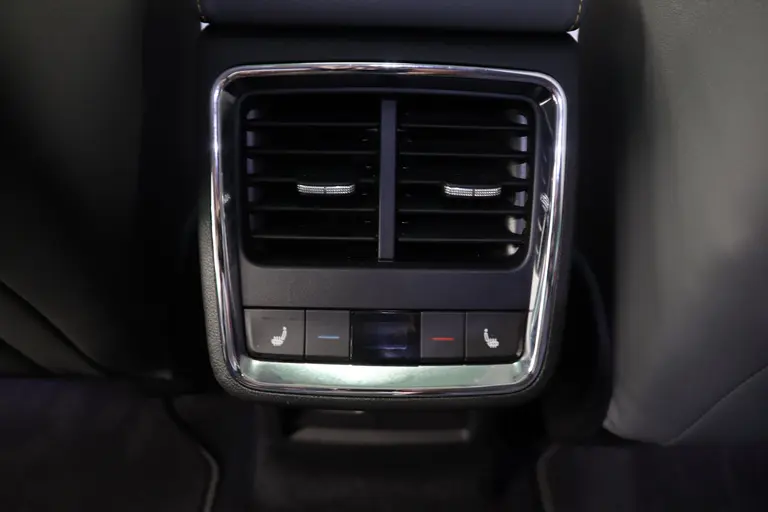 Skoda Enyaq iV 80 First Edition High Panoramadak HUD VCP Navi Clima Cruise Camera 21"LM 24 maanden garantie mogelijk (*vraag naar de voorwaarden) afbeelding 22