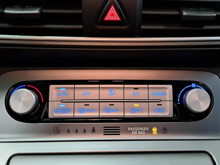 Hyundai KONA EV Comfort 64 kWh Navigatie Led Camera Cruise LM 204PK 24 maanden garantie mogelijk (*vraag naar de voorwaarden) afbeelding 15