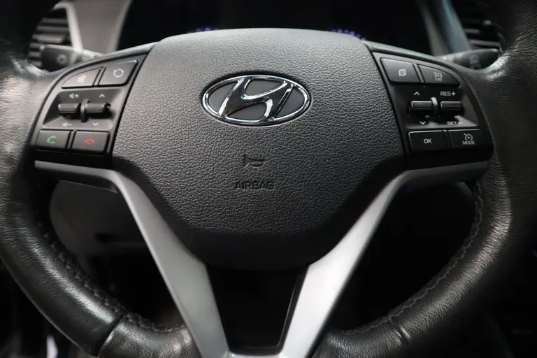 Hyundai Tucson 1.6 T T-GDI 4WD 177 PK 4WD GDI  Panoramadak  19 inch Lmv Navigatie trekhaak afbeelding 13