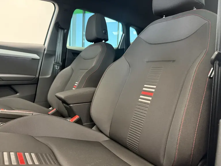 SEAT Ibiza 1.0 TSI FR 5-Drs. Automaat Navigatie Full-led 24 maanden garantie mogelijk (*vraag naar de voorwaarden) afbeelding 24