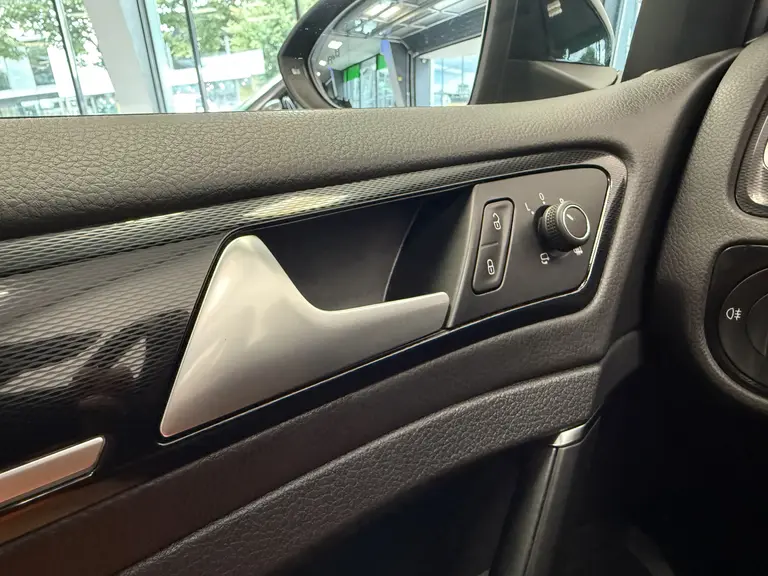 Volkswagen Golf 1.4 TSI GTE ACC PDC Panoramadak Blind Spot 18"LM afbeelding 19