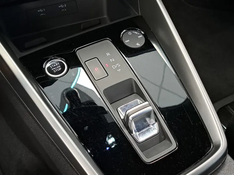Audi A3 Limousine 30 TFSI Pro Line Navigatie Carplay Clima Cruise VCP 17"LM afbeelding 20