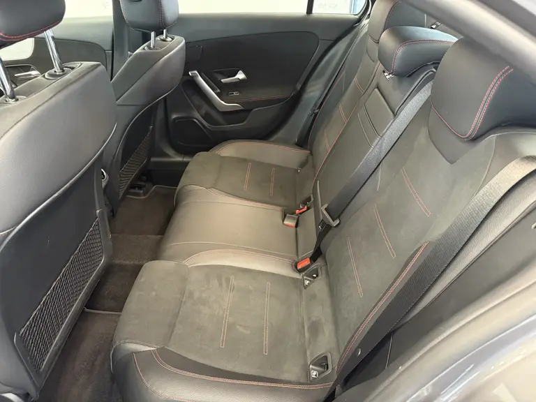 Mercedes-Benz A-Klasse 250 e Business Solution AMG Limited afbeelding 24