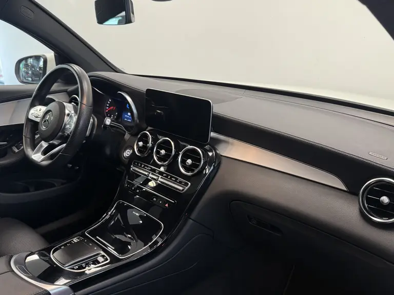Mercedes-Benz GLC Coupé 300e 4MATIC Business Solution AMG Panoramadak PDC Achteruitrijcamera 24 maanden garantie mogelijk (*vraag naar de voorwaarden) afbeelding 11