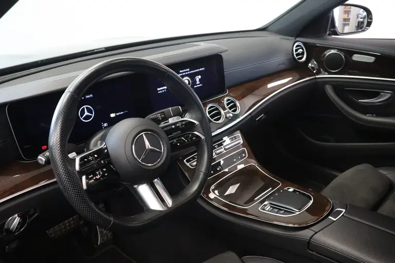Mercedes-Benz E-Klasse 300 e AMG Line PDC ACC Schuifkanteldak 360 Camera 19''lm afbeelding 9