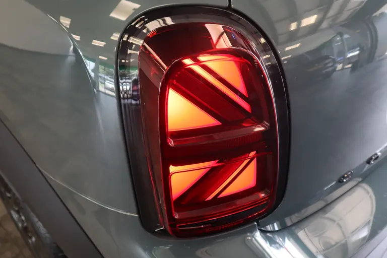 MINI Countryman 1.5 Cooper Business Edition Panoramadak Navigatie Full-led afbeelding 8