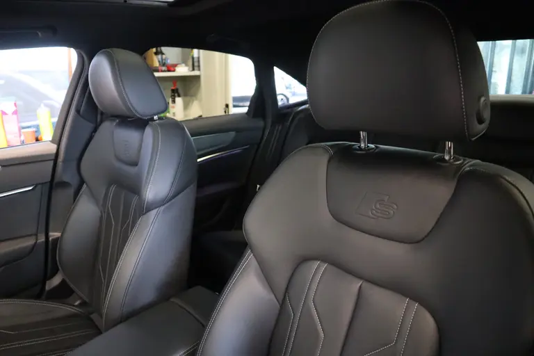 Audi A6 Limousine 55 TFSI e Quattro Pro Line S Competition 256pk Panorama Navigatie Cruise Control Volleder interieur Stoel/Stuur verwarming. afbeelding 25