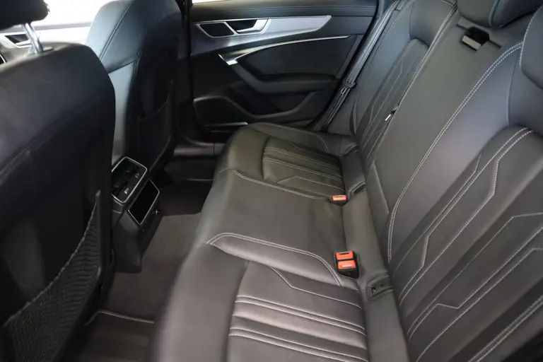 Audi A6 Limousine 55 TFSI e Quattro Pro Line S Competition 256pk Panorama Navigatie Cruise Control Volleder interieur Stoel/Stuur verwarming. afbeelding 24