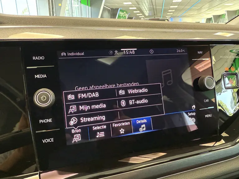 Volkswagen Polo 1.0 TSI Highline Business R-line Panoramadak Navigatie Full-led 24 maanden garantie mogelijk (*vraag naar de voorwaarden) afbeelding 23