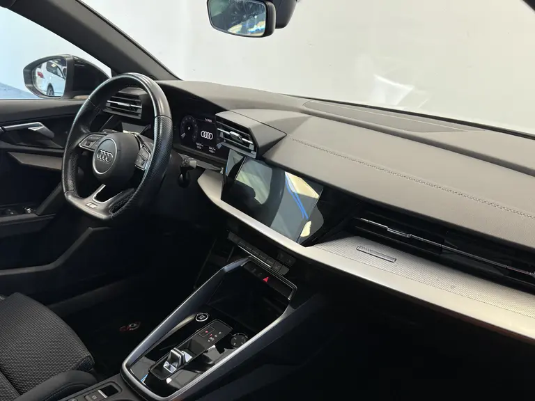 Audi A3 Limousine 30 TFSI S edition 2x S-Line Full-led Navigatie afbeelding 12