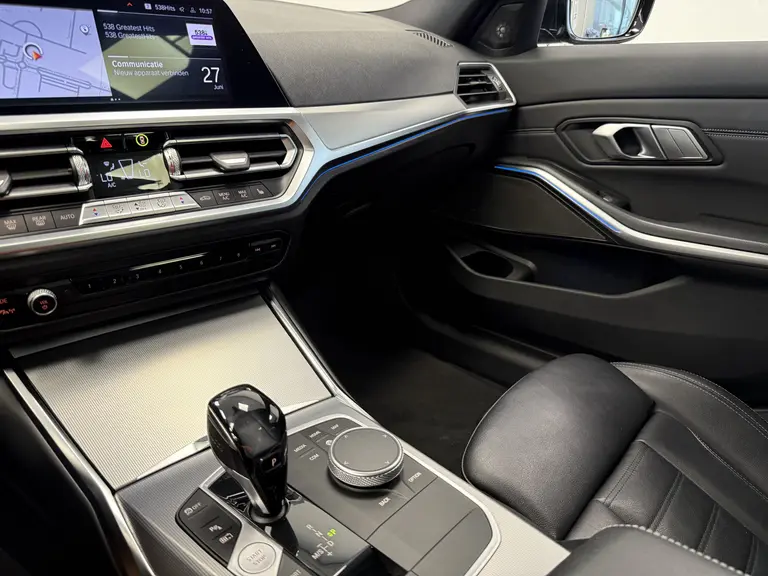 BMW 3-serie 330e eDrive Edition ACC Head-Up Harman Kardon Schuif/Kanteldak afbeelding 21