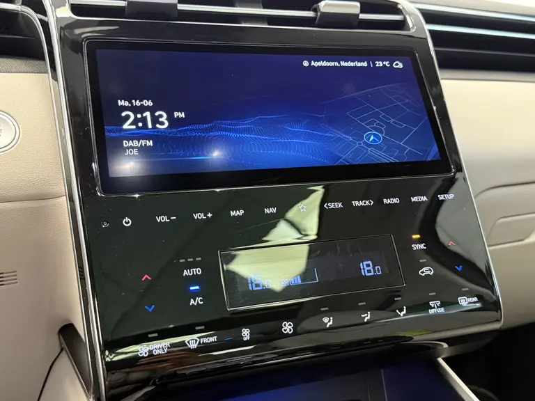 Hyundai Tucson 1.6 T-GDI PHEV Premium Sky 4WD Panoramadak Navigatie Full-led 24 maanden garantie mogelijk (*vraag naar de voorwaarden) afbeelding 21