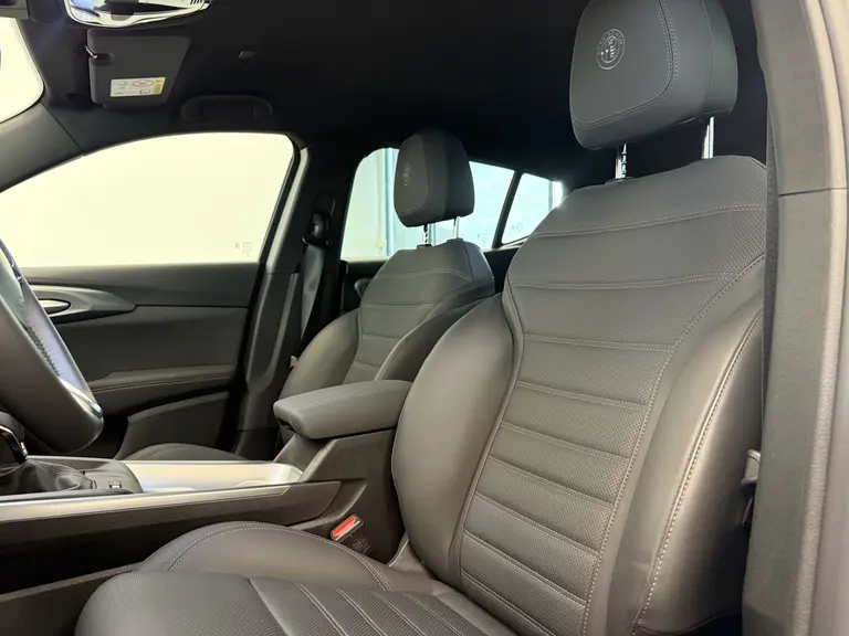 Alfa Romeo Tonale 1.5T Hybrid Veloce ACC Stoelventilatie 360 camera 1e eigenaar! afbeelding 11