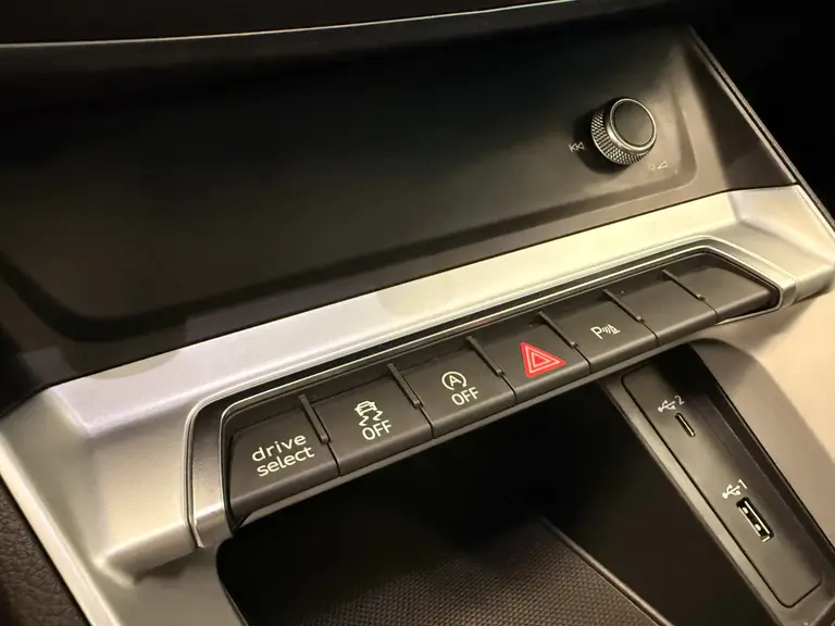 Audi Q3 35 TFSI Pro Line verw. voorstoelen Adaptive Cruise Control afbeelding 19