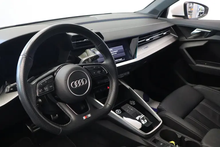 Audi A3 Sportback 40 TFSI e S Line ACC PDC Panoramadak 18''LM 24 maanden garantie mogelijk (*vraag naar de voorwaarden) afbeelding 9