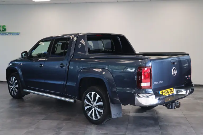 Volkswagen Amarok 3.0 TDI 4Motion DC Aventura 259pk Navigatie Stoelverwarming vol leer interieur trekhaak afdekbak 20LMV afbeelding 3