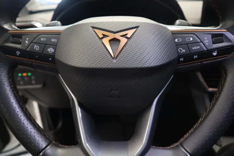 CUPRA Formentor 1.4 TSI e-Hybrid Essential Adaptive-Cruise Full-led VCP afbeelding 9