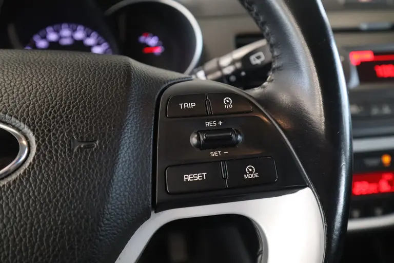 Kia Picanto 1.0 CVVT DynamicLine 5-Drs. ClimateControl CruiseControl afbeelding 7