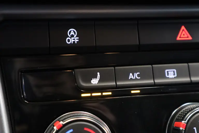 Volkswagen T-Roc 1.5 TSI Life Business Navigatie PDC 16LMV Cruise Control PDC VCP Stoelverwarming 24 maanden garantie mogelijk (*vraag naar de voorwaarden) afbeelding 12