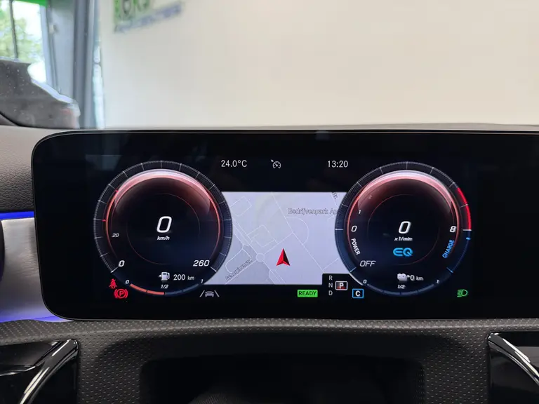 Mercedes-Benz A-Klasse 250 e Business Solution AMG Limited afbeelding 15