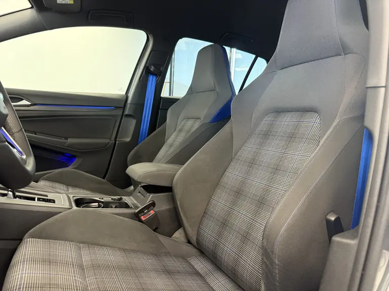 Volkswagen Golf 1.4 eHybrid GTE ACC PDC IQ-Lights afbeelding 20