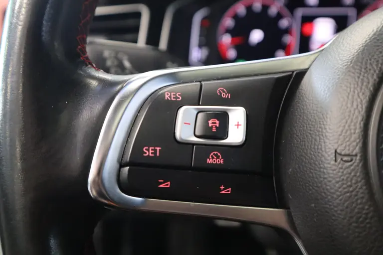 Volkswagen Polo 2.0 TSI GTI Adaptive-Cruise 18''lmv Panoramadak NL-Auto 24 maanden garantie mogelijk (*vraag naar de voorwaarden) afbeelding 15