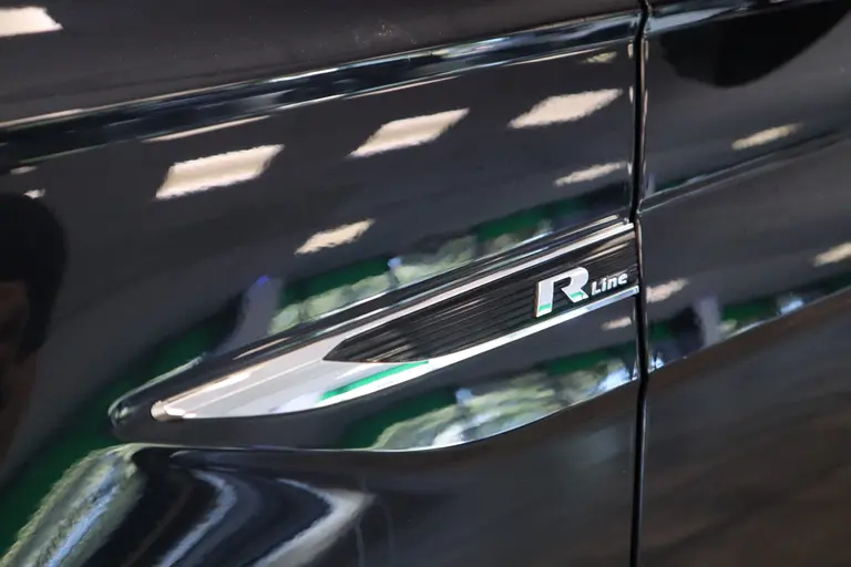 Volkswagen Polo 1.0 TSI Highline R-line Adaptive-Cruise Navigatie 17'Lmv 24 maanden garantie mogelijk (*vraag naar de voorwaarden) afbeelding 5
