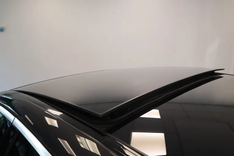 Mercedes-Benz E-Klasse 300 e AMG Line PDC ACC Schuifkanteldak 360 Camera 19''lm afbeelding 7