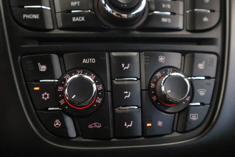 Opel Cascada 1.6 Turbo Cosmo Climate Control Navi Stoelverwarming Cruise Control afbeelding 14
