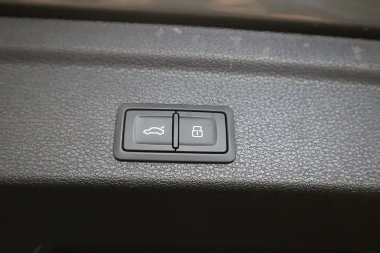 Audi Q3 Sportback 45 TFSI e S Edition Cruise/Climate Panoramadak PDC Navi Leder Sonos Sound 24 maanden garantie mogelijk (*vraag naar de voorwaarden) afbeelding 8