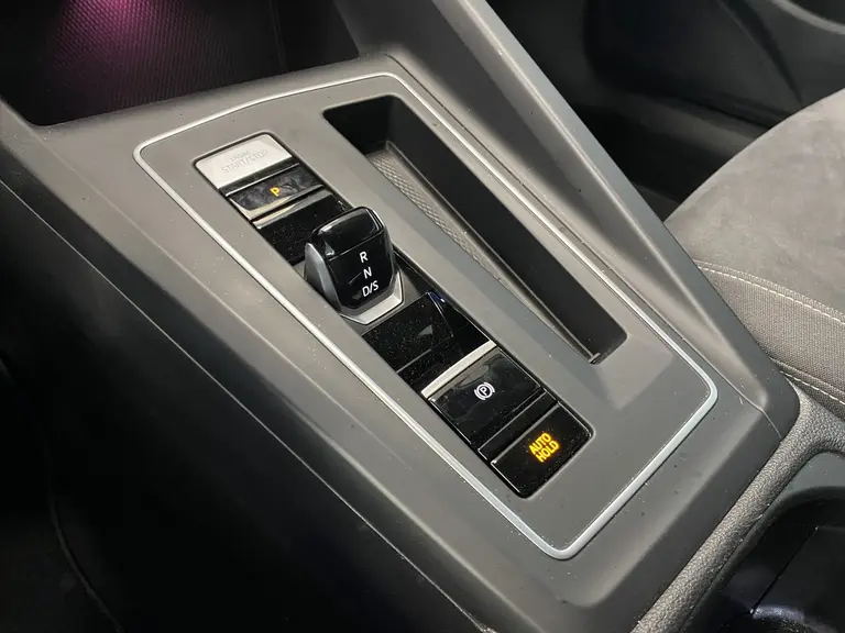 Volkswagen Golf 1.4 eHybrid Style VCP Navigatie Cruise Control 17LMV Sfeerverlichting Flippers bediening 24 maanden garantie mogelijk (*vraag naar de voorwaarden) afbeelding 16