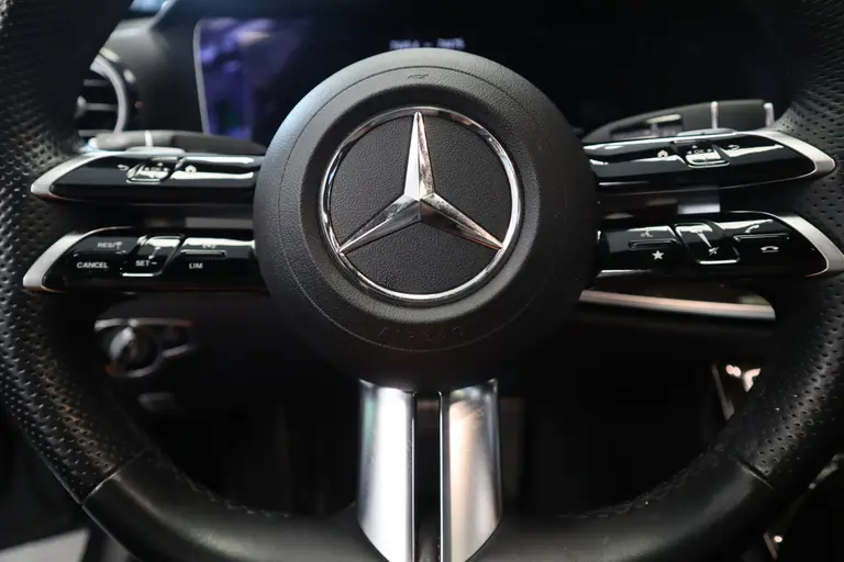 Mercedes-Benz E-Klasse 300 e AMG Line PDC ACC Schuifkanteldak 360 Camera 19''lm afbeelding 13