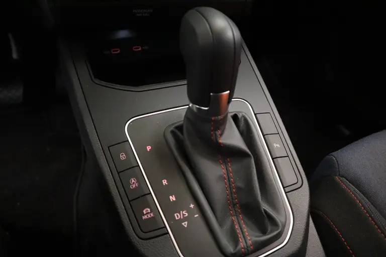 SEAT Ibiza 1.0 EcoTSI FR 5-Drs. Full-led CruiseControl ClimateControl afbeelding 15