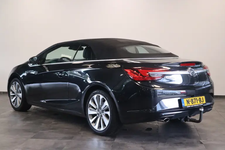 Opel Cascada 1.6 Turbo Cosmo Climate Control Navi Stoelverwarming Cruise Control afbeelding 3