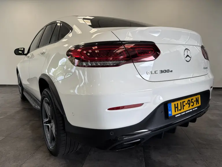 Mercedes-Benz GLC Coupé 300e 4MATIC Business Solution AMG Panoramadak PDC Achteruitrijcamera 24 maanden garantie mogelijk (*vraag naar de voorwaarden) afbeelding 5