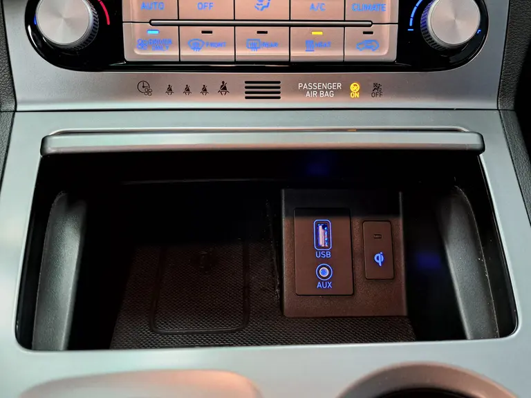 Hyundai KONA EV Comfort 64 kWh Navigatie Led Camera Cruise LM 204PK 24 maanden garantie mogelijk (*vraag naar de voorwaarden) afbeelding 16